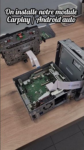 Installing a CarPlay and Android Auto module on a Porsche