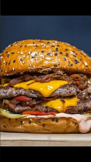 Juicy Homemade Burger in 10 Minutes