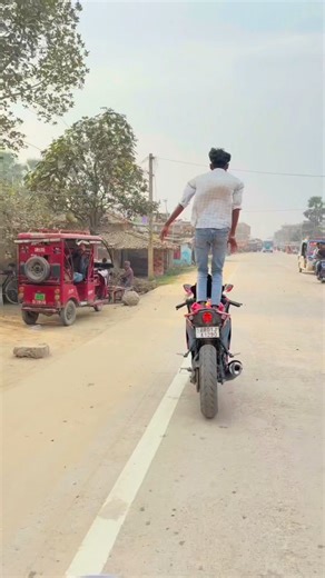 Abhimanyu Roy on Instagram: "Content ❌ Hook 📎 @abhimanyu_rider_r15 #content #hook #motivation #bikestunts #r15v4"