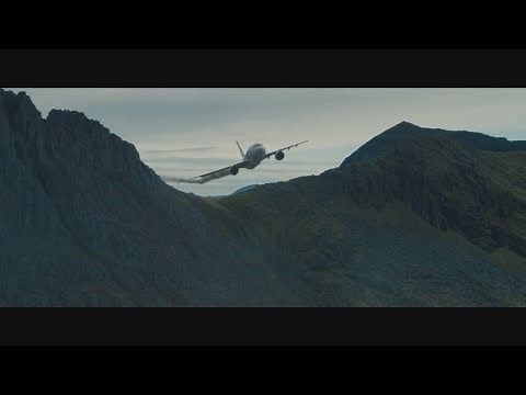 World War Z- Airplane scene and crash -1080p60