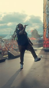 Kickin’ off the first show of 2025 right in Tauranga, New Zealand at the @onelovefestival_nz! Yall always show out! booMbahnG!!! 👊🏾👊🏾👊🏾 🎥 : @carlomichaelcreative | J BOOG