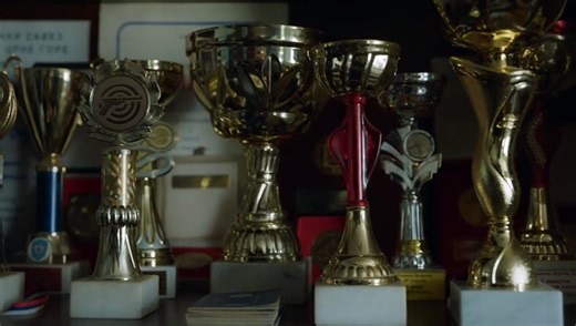 Apsolutnih.100.S01E01.