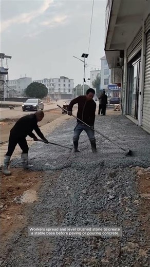 Preparing a Gravel Base for a Sidewalk or Forecourt