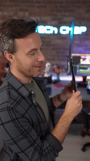 Tom | The Tech Chap on Instagram: "OH HELLO... Lenovo Yoga Slim 7a! 🔥 Just launched at CES 2026, this could be the ultimate slim & light Windows laptop 👍 (that costs less than you’d think)! AD @amd #amd #LenovoYoga @amd @lenovo"