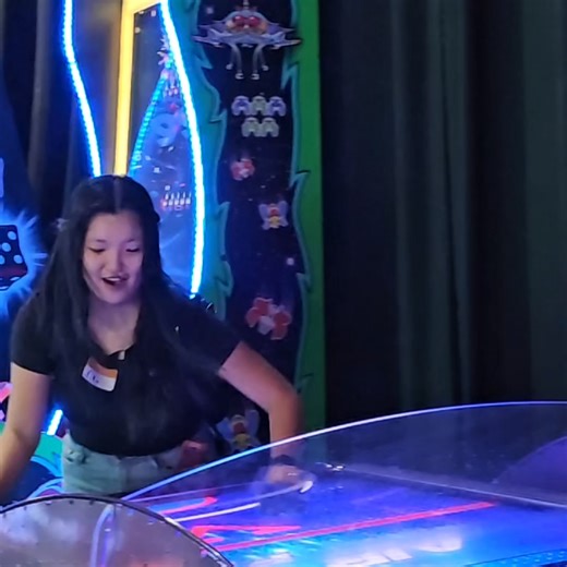 Meet organically in your city 💙 | Jigsaw Dating