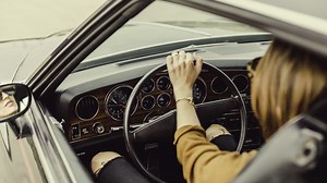 10 Cara Belajar Mobil Manual untuk Pemula, Tak Sesulit yang Dibayangkan