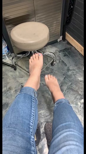 Brace Tattoo Experience: Foot Ink Revealed!