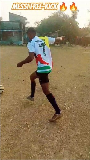 Messi viral free-kick tutorials🔥🔥⚽⚽#cr7#football#skills