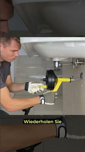 Rohrreinigungsspirale richtig anwenden