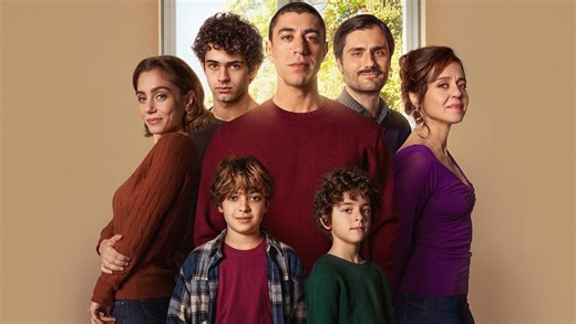 [Noticias] Netflix estrena la serie 'La historia de mi familia' ¿De qué trata?: preparándose para la despedida