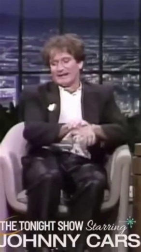 National Enquirer, cat box, and weird headlines with Robin Williams on Carson 1981 First Appearance
