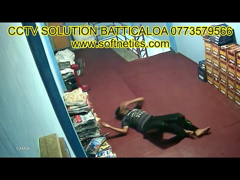 Shocking video Electric Shock real CCTV Footage, Shocking accident