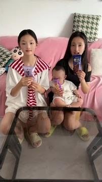 Daily moments of mother and daughter funny pranks