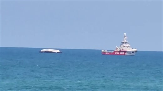 Relief ship finally arrives in Gaza