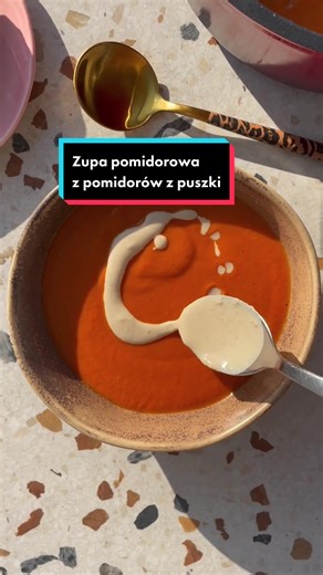 Oto, zupa pomidorowa bez gotowania. Z pomidorów z puszki. Najlepsza 😮‍💨 #przepis #rozkoszny #zupa #zupapomidorowa #zdrowe