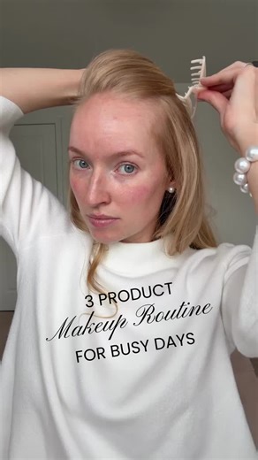 This simple makeup routine has been my go to lately for busy mornings. Just 3 products, but enough to feel more put together for the day. Comment MAKEUP and I’ll send you the routine! I’m curious… how much time do you actually have for makeup in the morning? https://liketk.it/5YHmn #grwmmakeup #cleanbeautyproducts #cleangirlmakeup #simplemakeuplook #naturalmakeuptutorial
