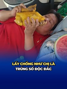 5.6M views · 40K reactions | Lấy chồng như chị là trúng số độc đắc: cơm bưng nước rót, chỉ cần nằm và… nhai trong vinh quang! #tintuc #news #funnyvideos #VietnamRoadToMissCosmo #UniCorp #UniMedia #UniNetwork | Vietnam Road To Miss Cosmo | Facebook