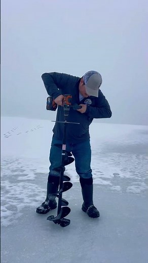 Best Ice Fishing Auger 2024?? First Ice 2024, Test StrikeMaster 10”. Better than Ion??