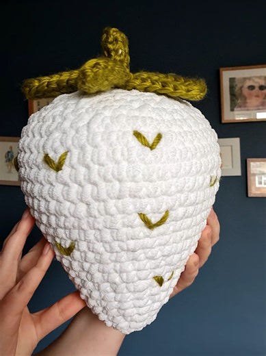 Crochet Strawberry Pillow Tutorial for Beginners