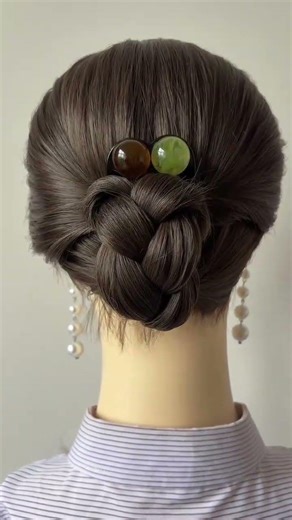 Top 7 Spring Hairstyles for a Chic Look