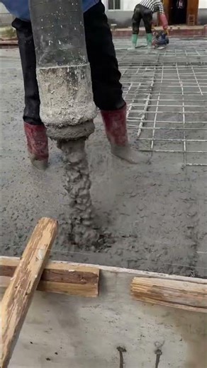 Concrete Pumping Hack: The Right Way to Handle a Hose