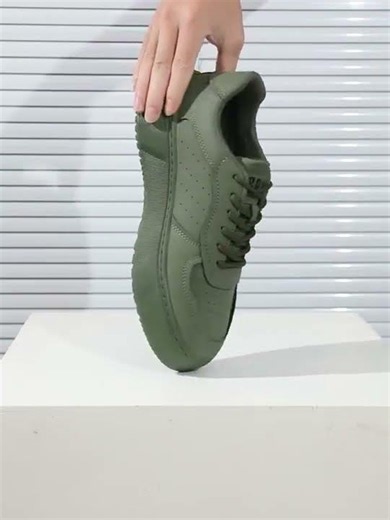 Men's Breathable Low Top Skate Shoes – All-Match Casual Style