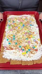 73 reactions · 25 comments | Easter Bark I make a graham cracker and white chocolate Easter bark! | Jen L | Facebook