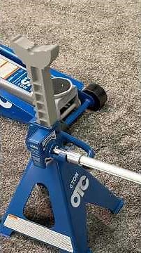 BOSS Level Jack Stands from OTC #shoplife #otctools #semashow