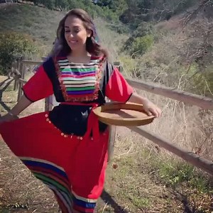 All this Rashti cooking today and learning a dish from my Mom’s hometown brought back my desire to make one of my dreams come true. My name Shally means a grain of rice from the Rice Fields of Shalizar in Gilan 🌾🌾🌾 I was only 4 years old the last time I visited and have very few memories of my time there. I dream to go back one day and dance in those fields of rice. Until that day I will close my eyes, turn up the music and let my heart take me there 🌾🌾🌾 @darvishmasoud ♥️ this song #gilan 