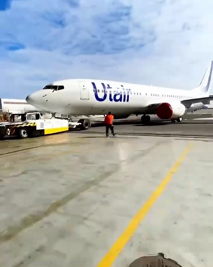 New Addition to Utair Fleet: Boeing 737-800 (VQ-BDD)
