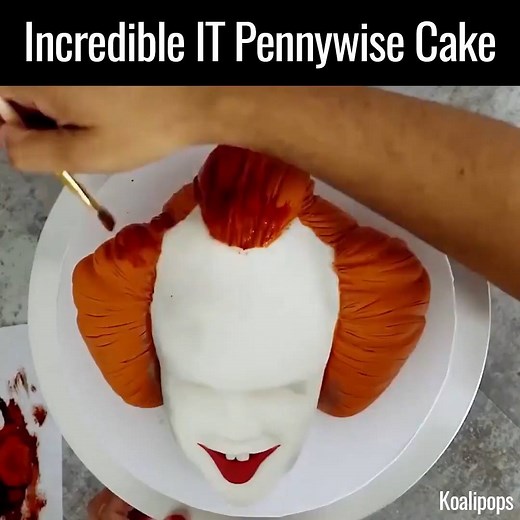 287K views · 1.5K reactions | This Pennywise cake is incredible! | LOLWOT | Facebook