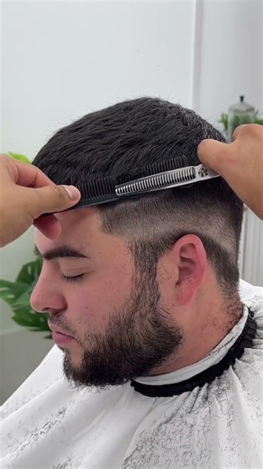 Mid Fade Haircut Tutorial ✂️💈 #barber #haircut #tutorial