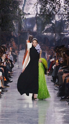 Dior Spring Summer 2026 Haute Couture by Jonathan Anderson. Creative direction Jonathan Anderson Styling Benjamin Bruno Hair Guido Palau Makeup Peter Philips Casting Ashley Brokaw Manicure Ama Quashie Music Studio Frederic Sanchez Production La Mode en Images Movement MJ Harper Show coordination Holmes Production Broadcast direction Titre Provisoire Location Musée Rodin | Dior