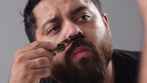 ZEUS Folding Mustache Comb for Men, Handmade Saw-Cut Pocket Comb for Men’s Beard & Moustache Grooming, Compact & Travel Friendly (Traditional) K11