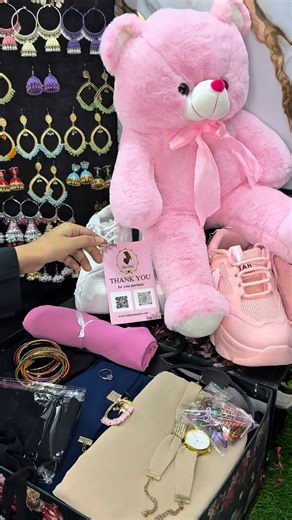 Hidden Modest | “Most viral Gift Box 🎁 — packed with everything you need for the perfect surprise! All-in-one Gift Box 🎁 — trending everywhe #GiftBox... | Instagram