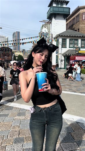 Exploring Universal Studios Japan Outfits