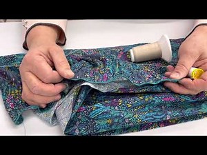 BERNINA L890 Demonstration of the chainstitch. University of Sewing