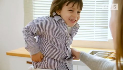 SDADI LT05W Mother's Helper Adjustable Height Kitchen Step Stool, Children Kids Toddlers Counter Level Learning Stool for Kitchen and Bathroom, White