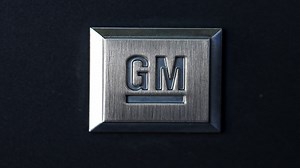 GM to cut production at several plants