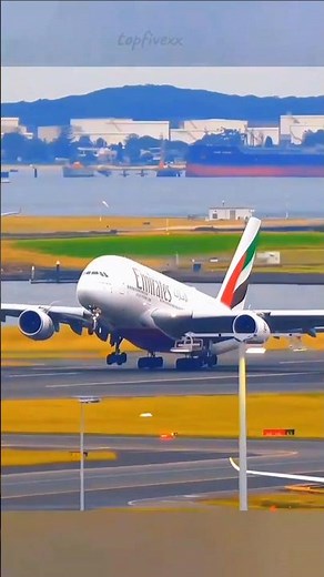 Top 5 Most Expensive First-Class Flights in the World ✈️💸