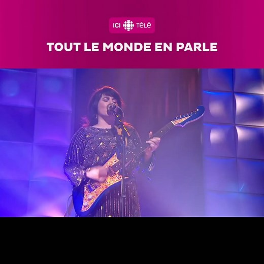 Lisa LeBlanc nous offre un extrait de son album Chiac disco avec la chanson Gossip. Elle est accompagnée de Benoit Morier à la basse, de Maxime Gosselin à la batterie et de Sunny Duval à la guitare 🎸🕺✨ | Tout le monde en parle