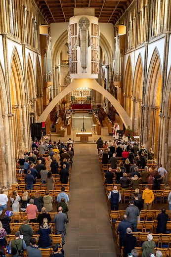 Sunday Services - llandaffcathedral.org.uk