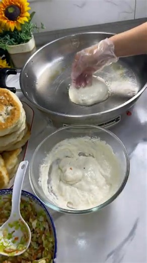 Don’t know what to have for breakfast？ Try this #satisfying #food #satisfyingvideo #delicious #deliciousfood | AH Food
