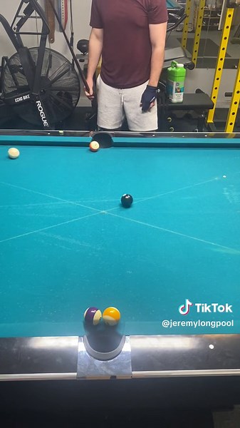 8 ball side pocket#pool #billiards #trickshots #8ballpool #poolplayer #satisfying