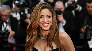 6.5K views · 72 reactions | Shakira's ex Gerard Pique goes official with new girlfriend Clara Chia Marti. | E! News | Facebook