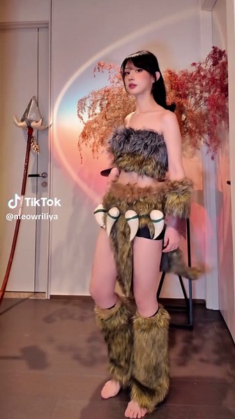 Nidalee's Meow Mode: Unleash the Feline Power!