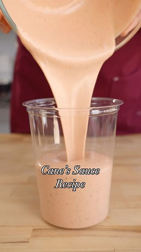 Canes sauce in under 1 minute! And yes this is the closest you’ll get to the exact recipe! 1 Cup Mayo 1/2 Cup Ketchup 2 Tbsp Worcestershire Sauce 1 Tbsp Garlic Powder Raising 2 Tsp Black Pepper (Add more if you like the pepper flavor) 2 Tsp Salt 2 Tsp Liquid Smoke 1 Tbsp Dijon Mustard #canessauce #foodie #foodiesofinstagram #easyrecipes #kitchenhacks | Noflakeysalt