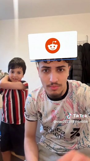 Hilarious Picture Guessing Challenge with Siblings