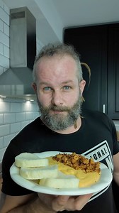 Milujem jednoduché jedlá ktorých príprava mi nezaberie hodiny. V tom je krása varenia bez mäsa. Raz dva hotové ;) #vegan #plantbased #jedlo #recepty | BudVegan