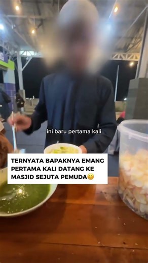 HIS MOVEMENTS ARE SUSPICIOUS‼️THIS MAN WAS IMMEDIATELY TAKEN STRICT ACTION BY THE MANAGEMENT😱